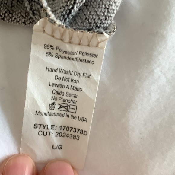 Casual fall/winter dress. - Picture 5 of 7